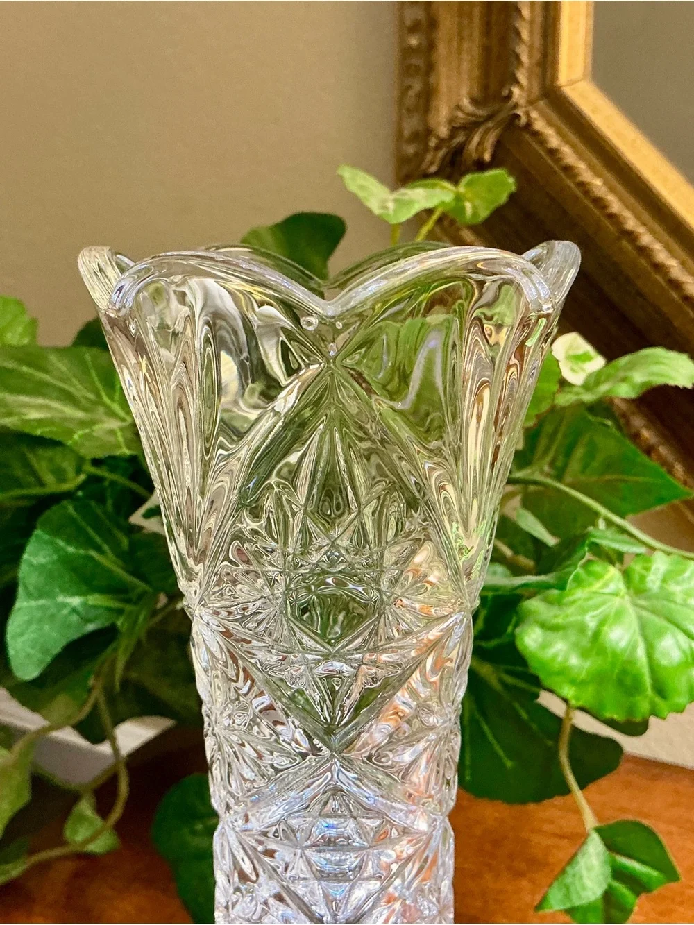 European Style Crystal Glass Lily Vase
